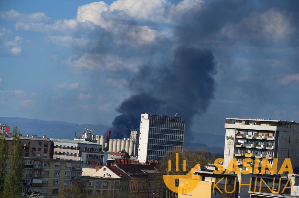 Požar u Karlovcu u blizini benzinske pumpe