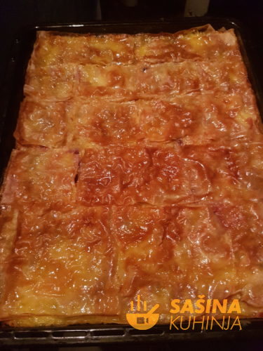 Baklava sa višnjama