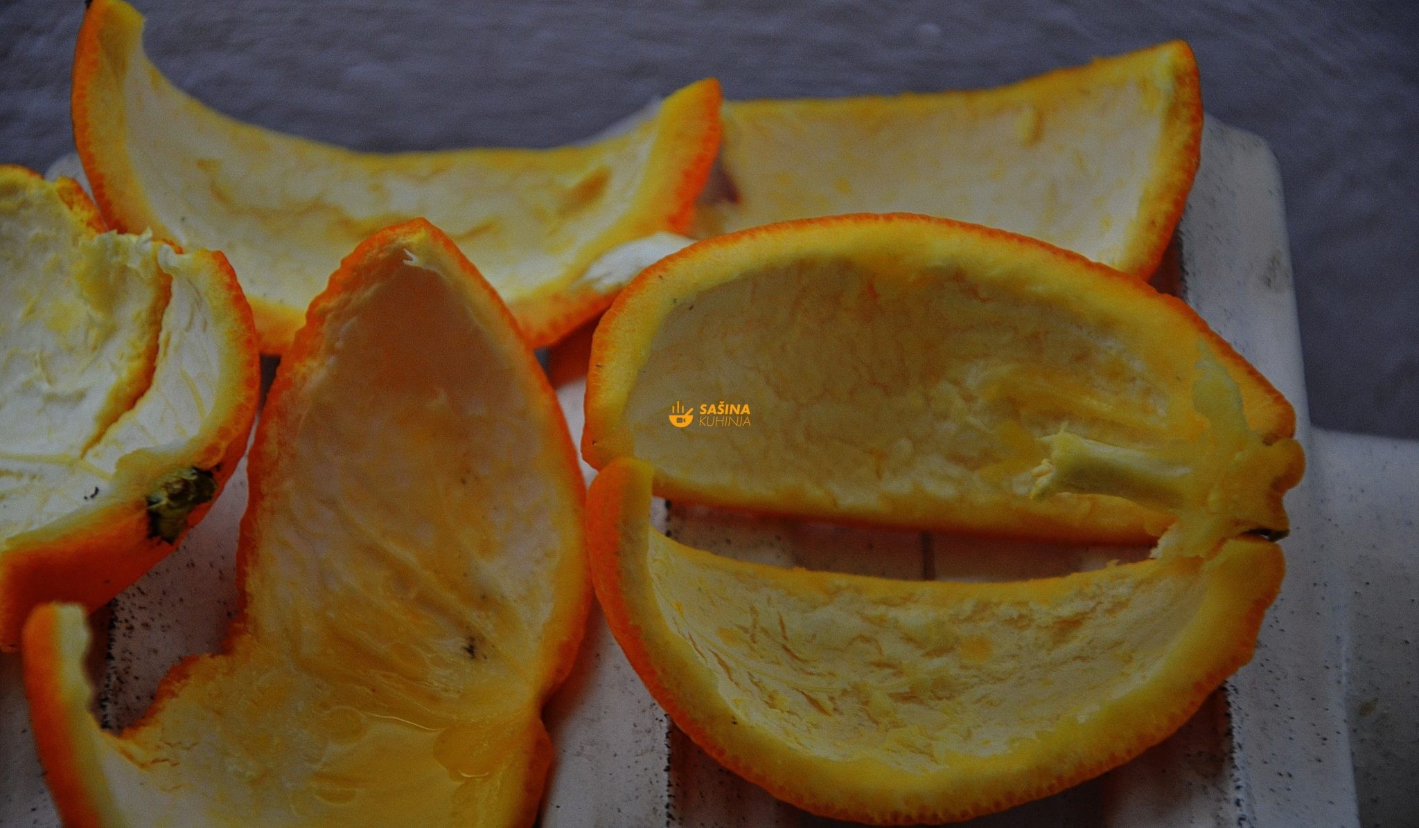10 Razloga zašto ne bacati koru od naranče