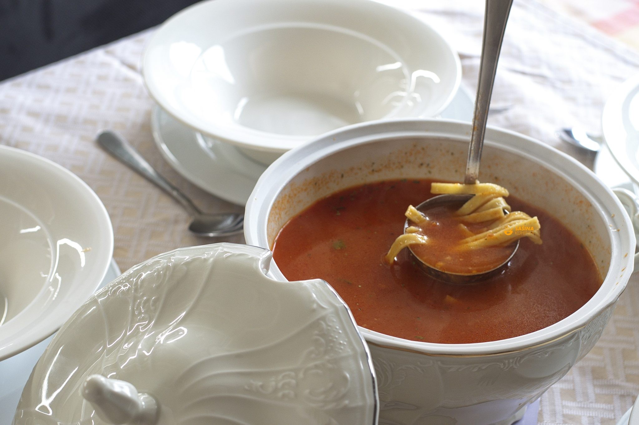 paradajz juha za tlak)