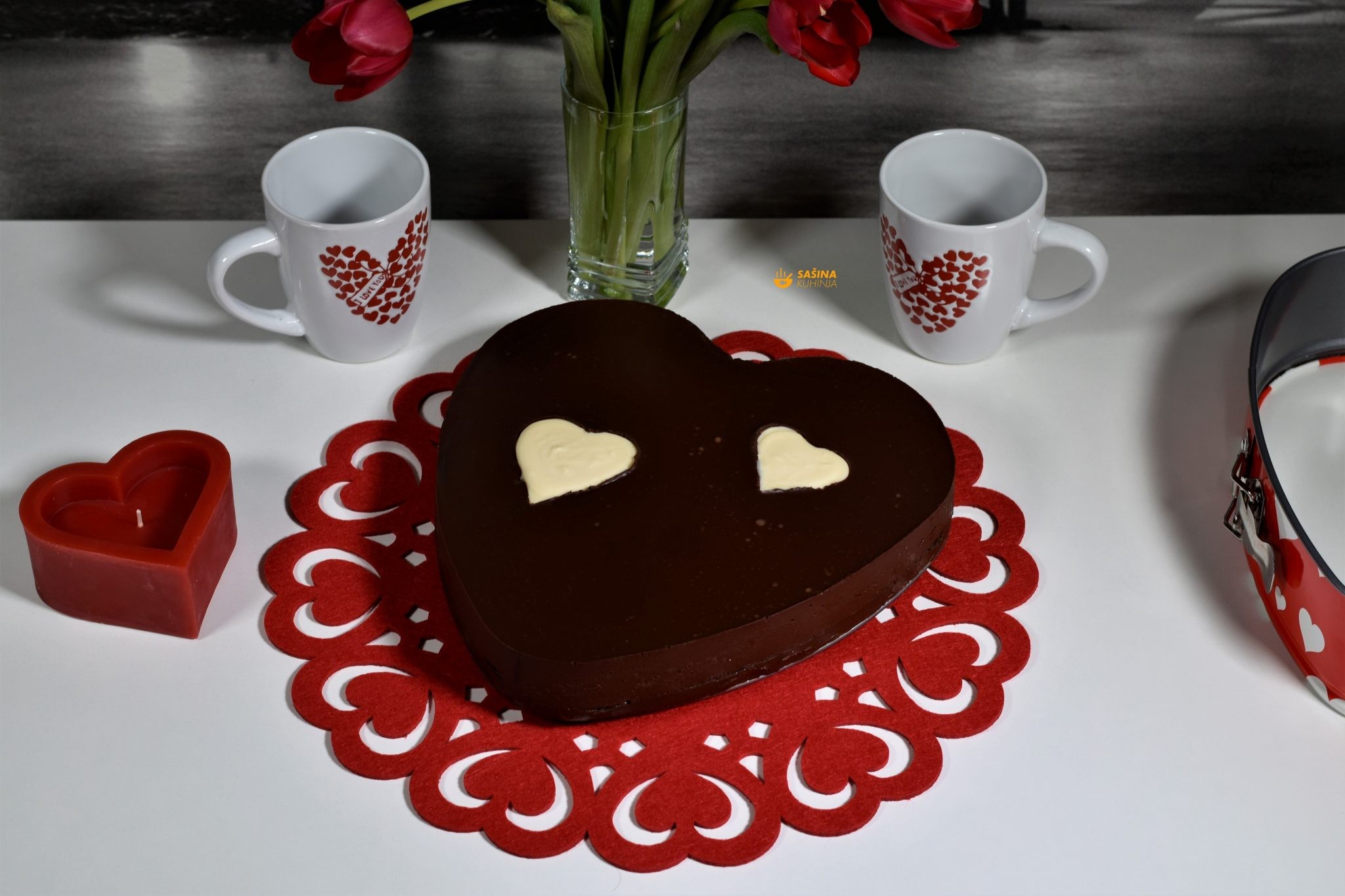 torta za valentinovo dan zaljubljenih