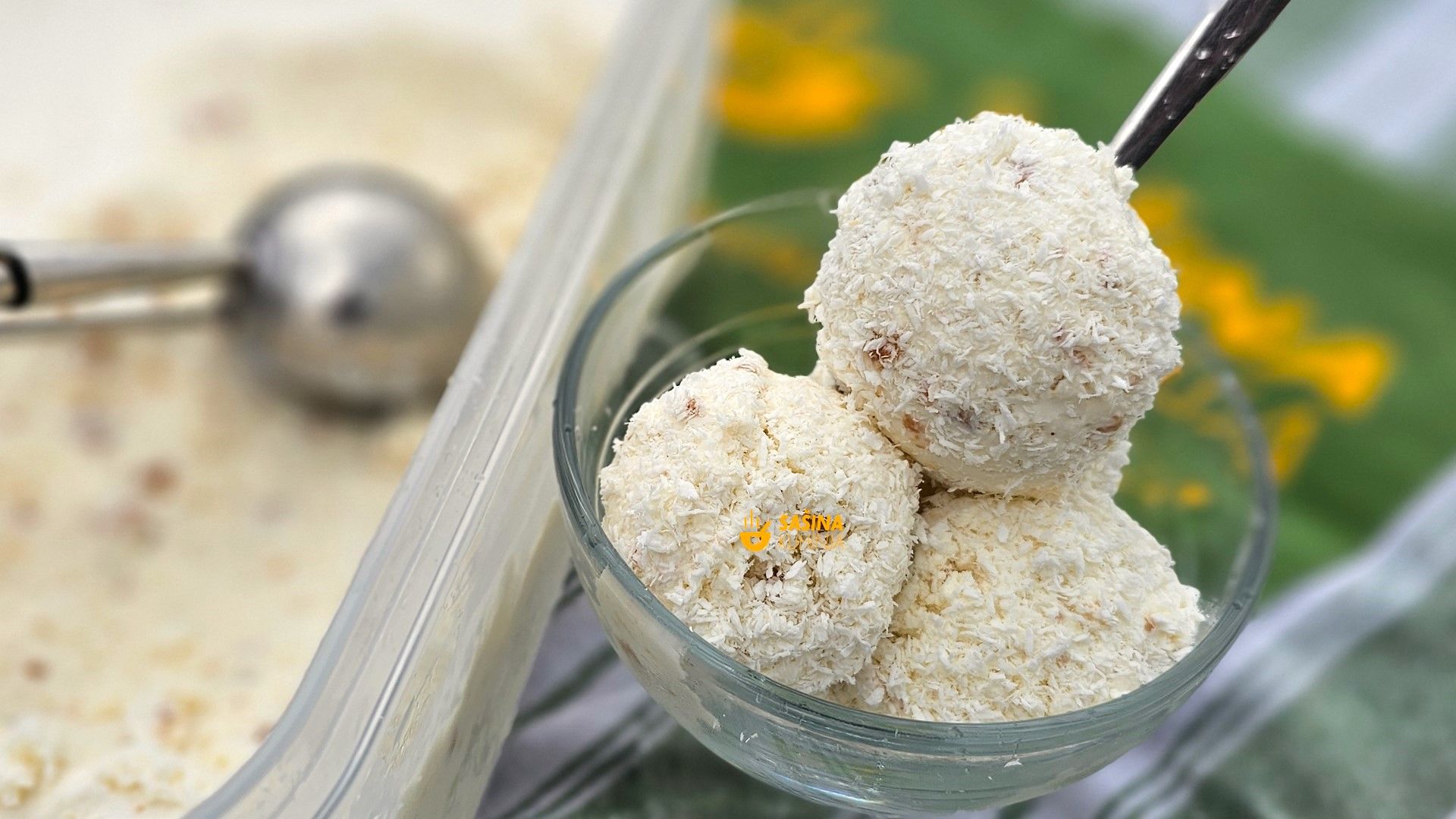 rafaelo sladoled recept za raffaello saldoled sašina kuhinja