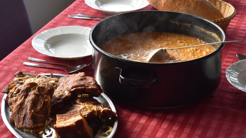 Grah i kaša sa kiselim kupusom recept