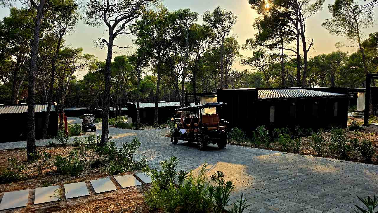 Električni autić Pinadria Camping Resort Baško Polje