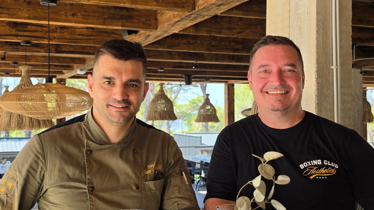 Chef Ivan Vekić i Saša Vukić iz Sašine kuhinje u Restoranu Terranea Pinadria Camping resortu